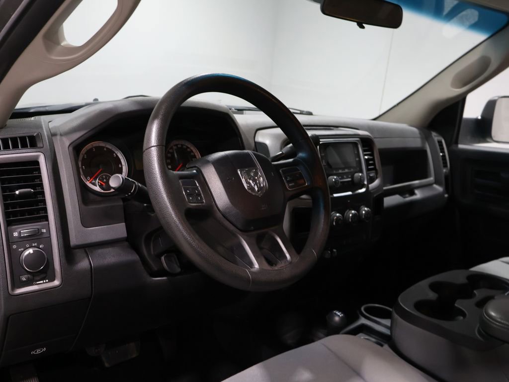 Used 2013 RAM 2500 Tradesman w/ Chrome Appearance Group image 16