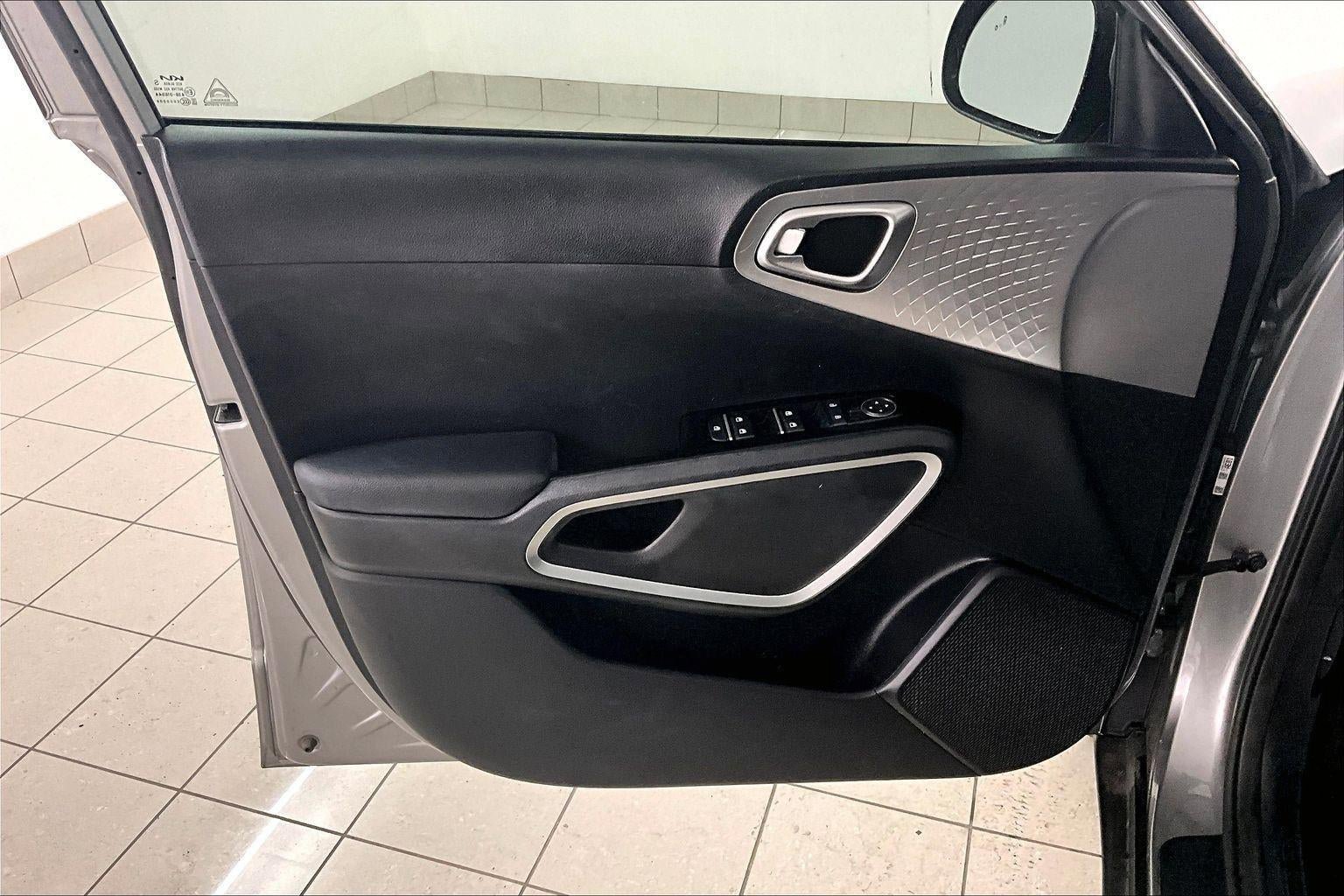 Used 2024 Kia Soul S image 20