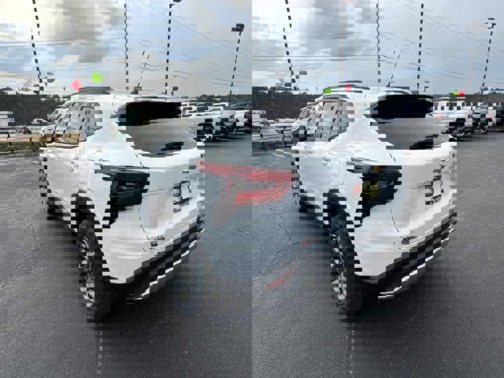 New 2026 Chevrolet Trax LT w/ Driver Confidence Package image 8