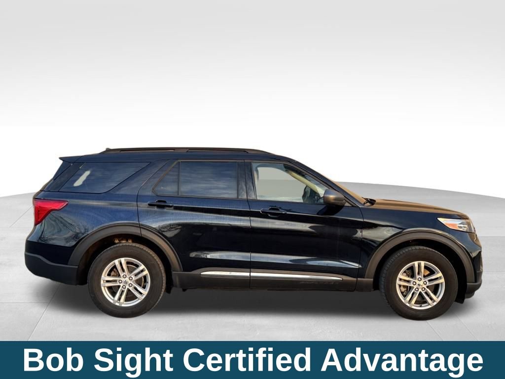 Used 2023 Ford Explorer XLT w/ Equipment Group 202A image 3