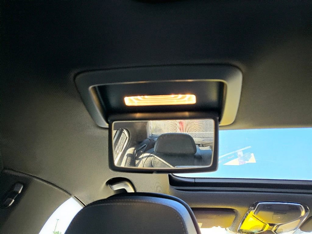 Used 2018 BMW 740e xDrive w/ M Sport Package image 50