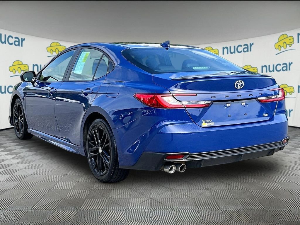 Used 2025 Toyota Camry SE FWD image 4