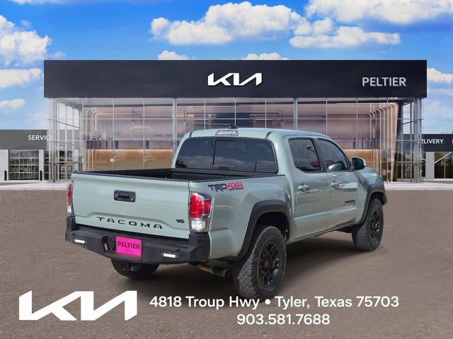 Used 2022 Toyota Tacoma TRD Off-Road AWD/4WD image 6