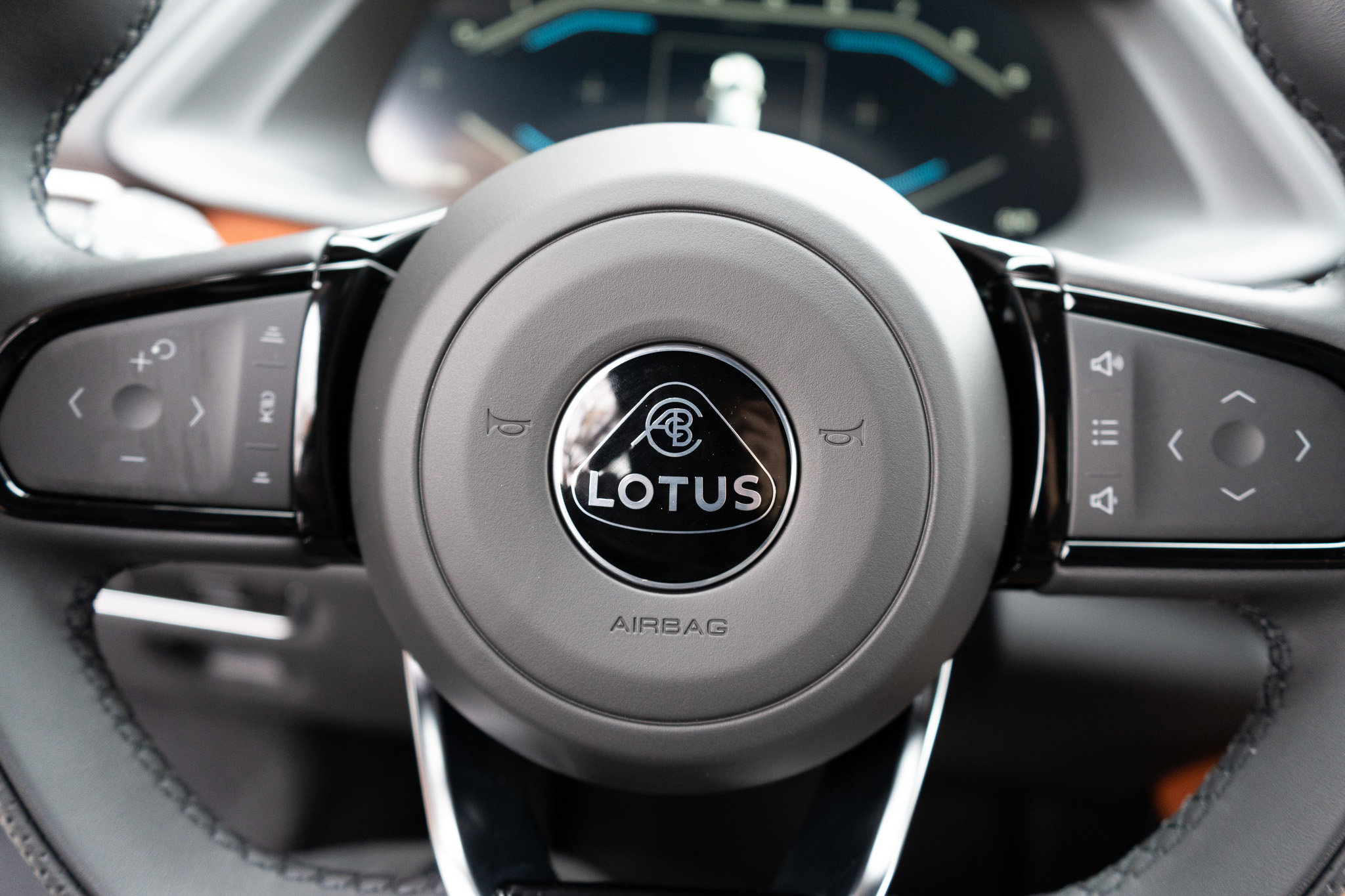 Used 2025 Lotus Emira image 33