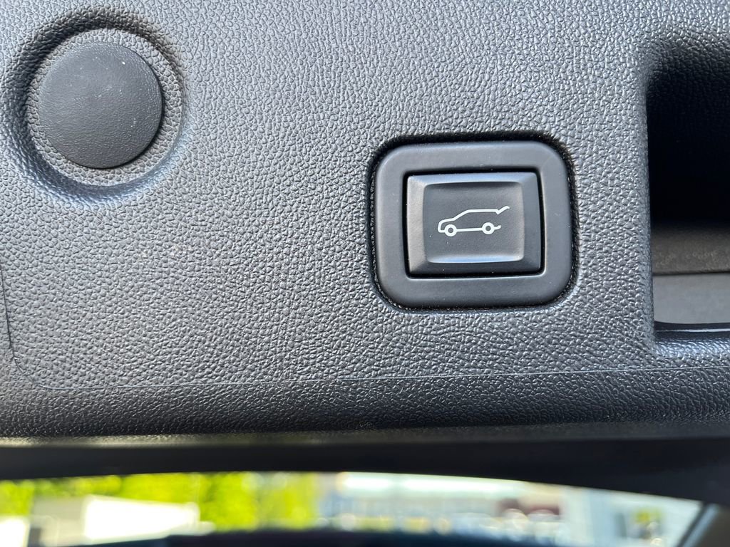 Used 2022 Chevrolet Equinox LT AWD/4WD image 38