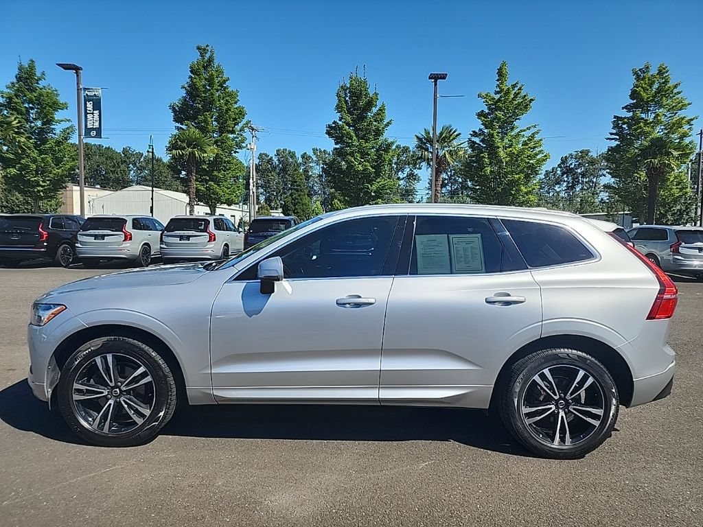 Used 2021 Volvo XC60 T5 Momentum w/ Protection Package AWD/4WD image 2
