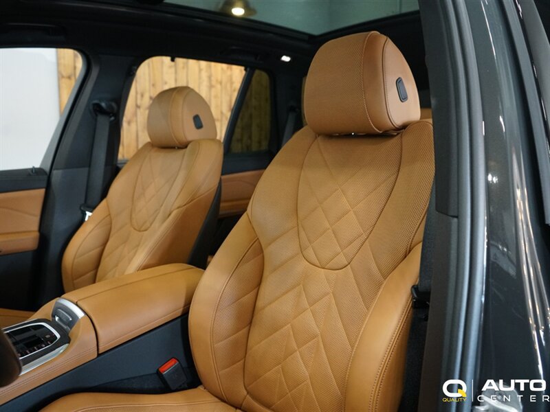 Used 2024 BMW X5 xDrive40i AWD/4WD image 16