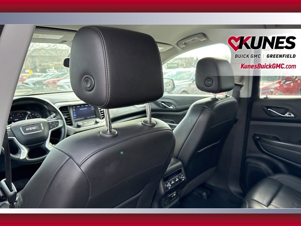 Used 2023 GMC Acadia SLT image 34