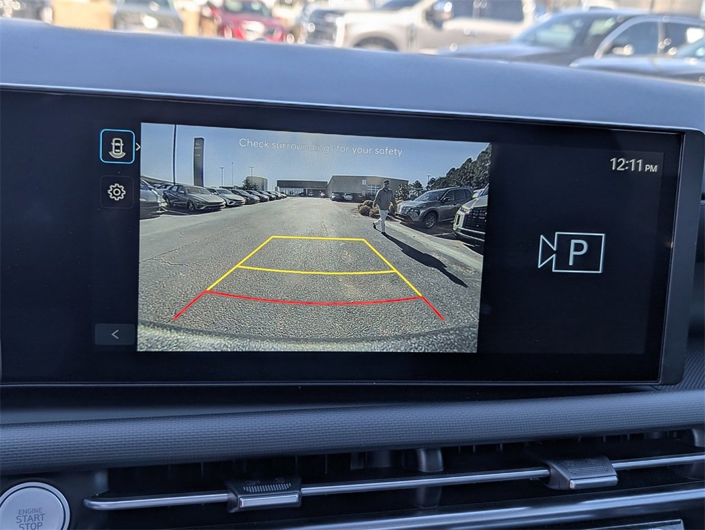 Certified 2025 Hyundai Santa Cruz SE image 16