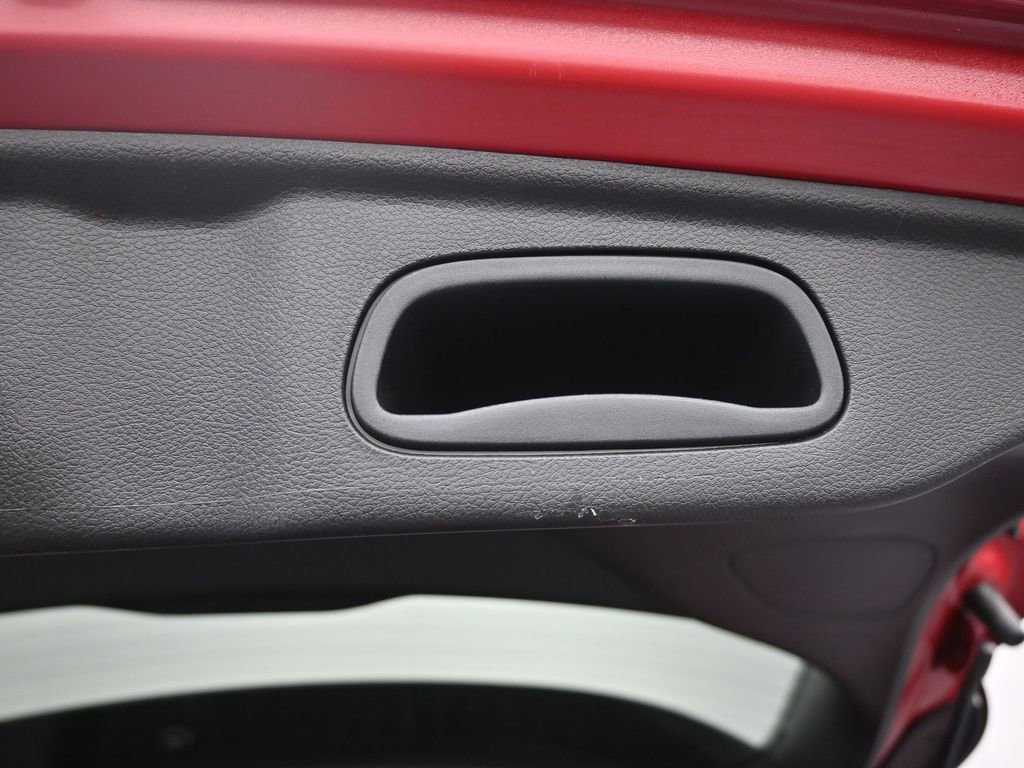 Used 2020 Jeep Compass Latitude image 16