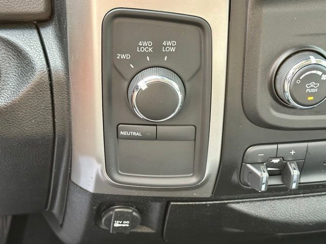 Used 2018 RAM 2500 SLT image 30