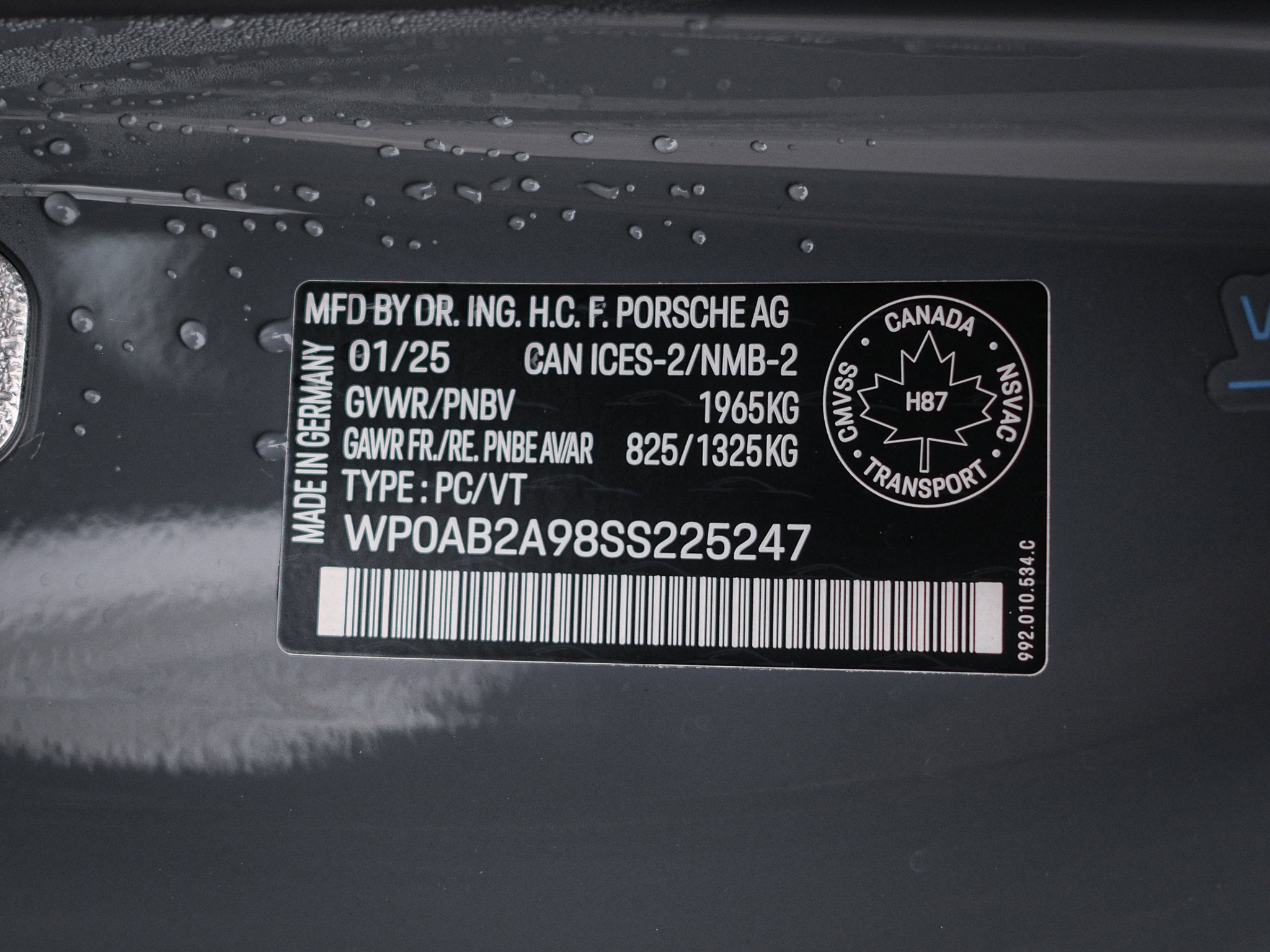 Used 2025 Porsche 911 Carrera 4 GTS image 40