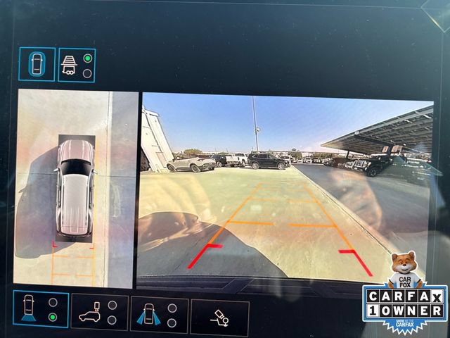 Used 2025 GMC Yukon Elevation RWD image 9