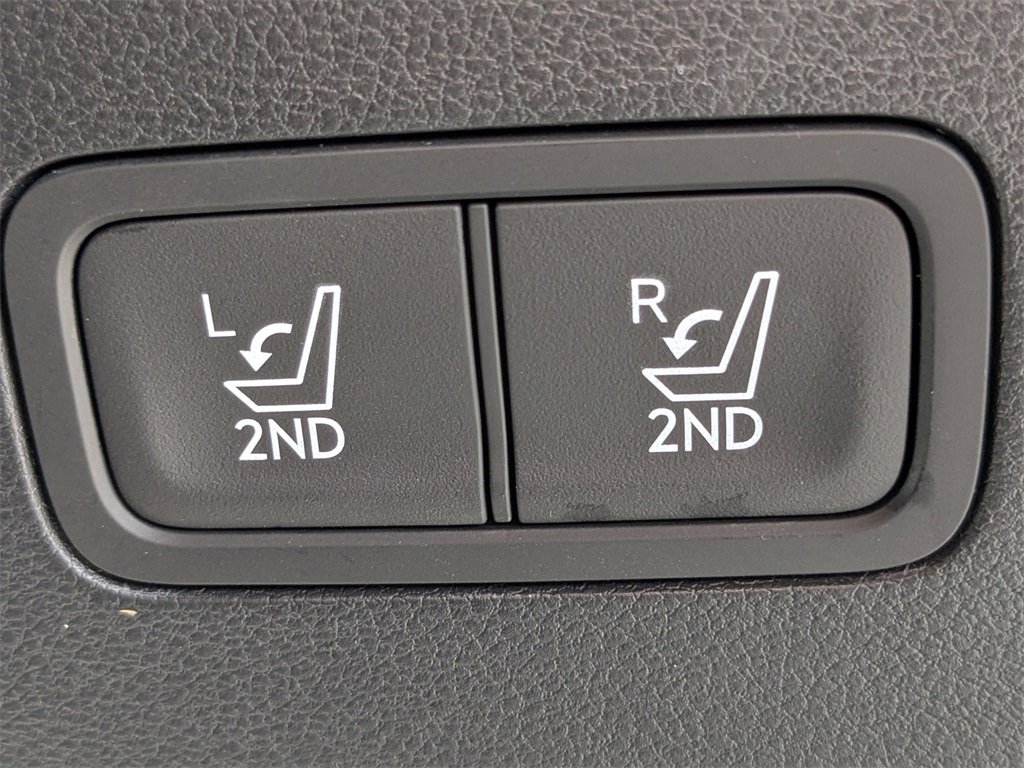 New 2026 Hyundai Santa Fe SE image 13