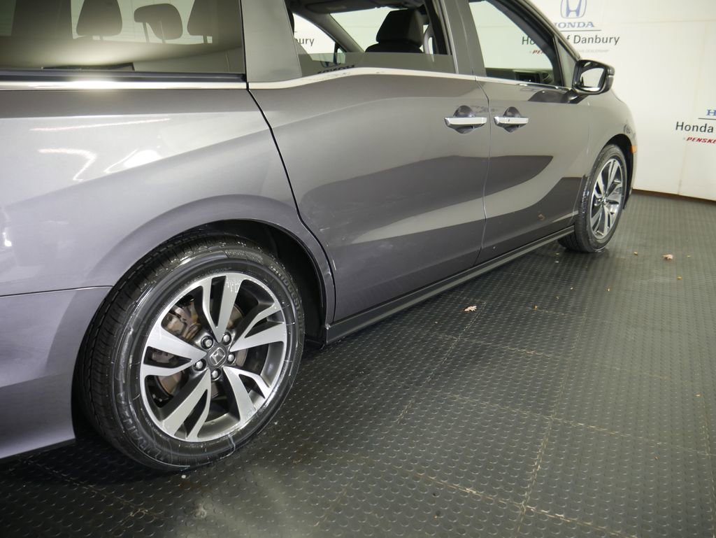 Used 2021 Honda Odyssey Touring image 4
