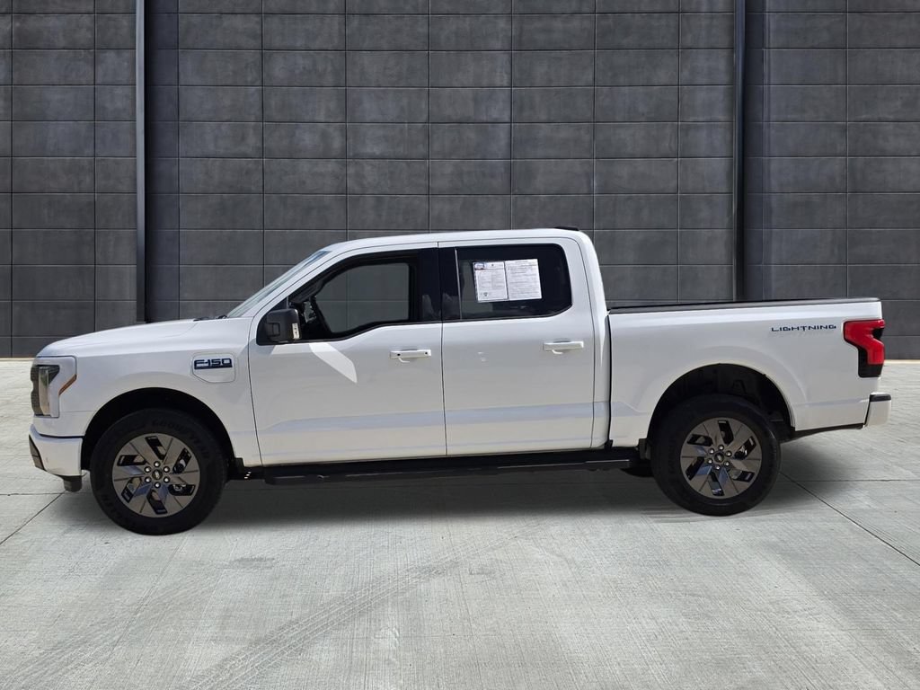 Used 2025 Ford F150 Lightning Flash AWD/4WD image 2
