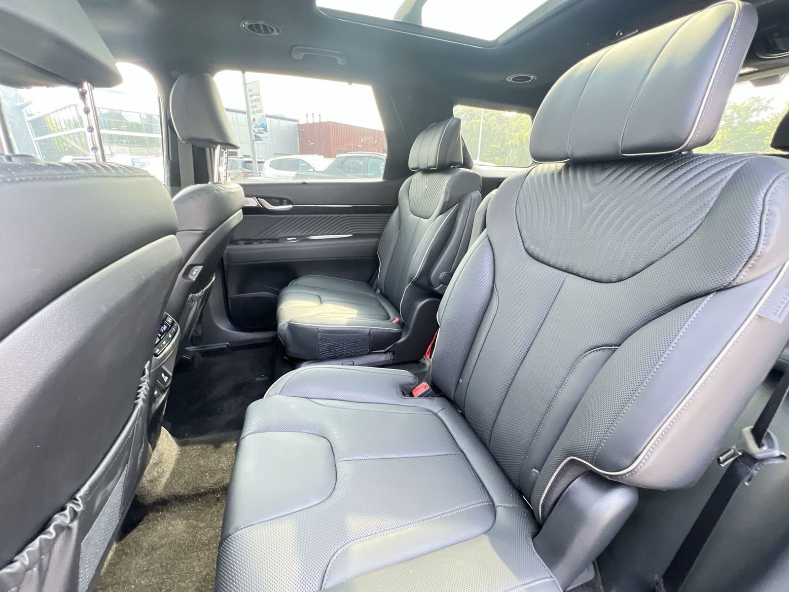 New 2025 Hyundai Palisade Calligraphy image 15