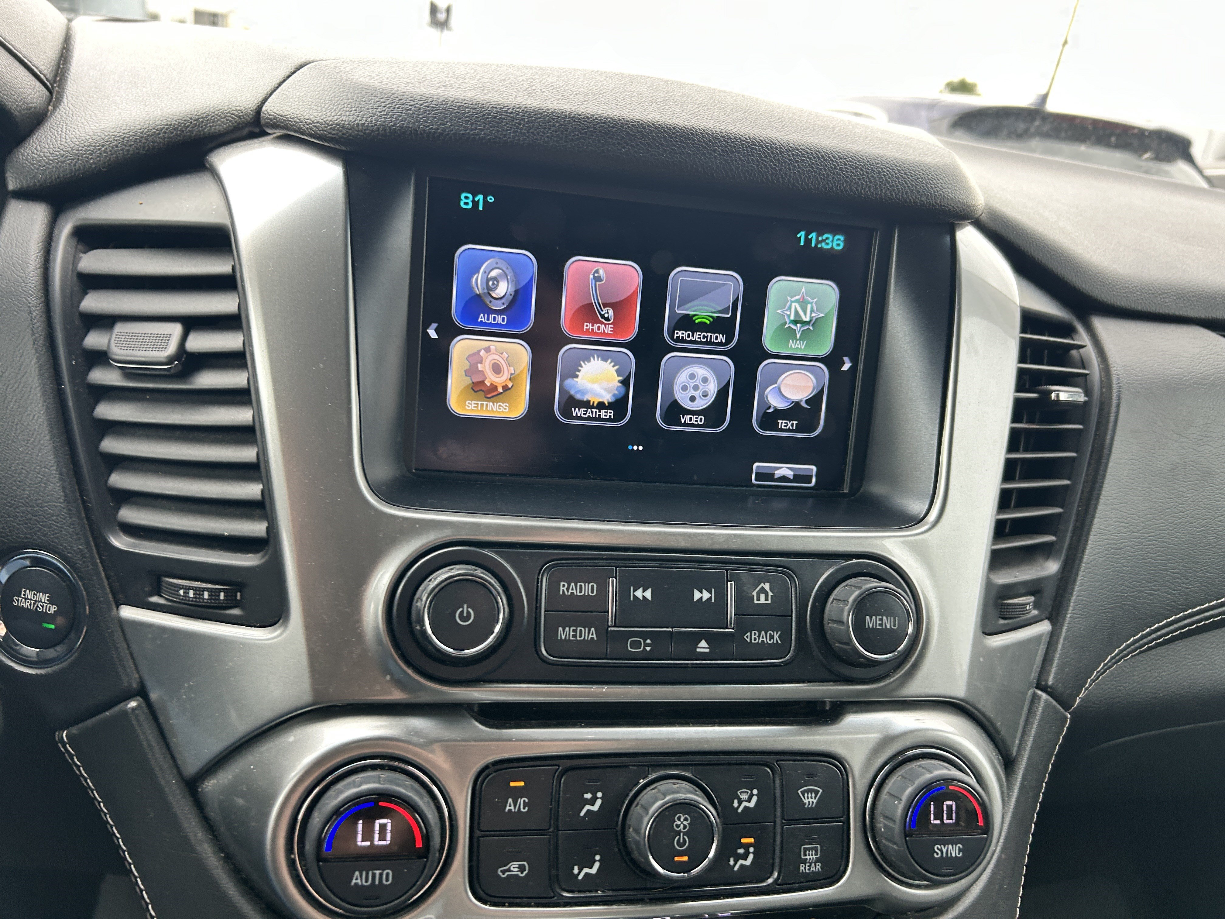 Used 2017 Chevrolet Tahoe Premier AWD/4WD image 15