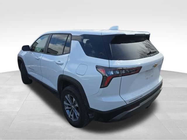 Used 2025 Chevrolet Equinox LT image 4