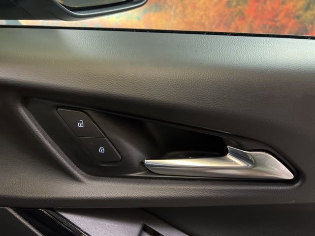 Used 2026 Chevrolet Equinox LT FWD image 56