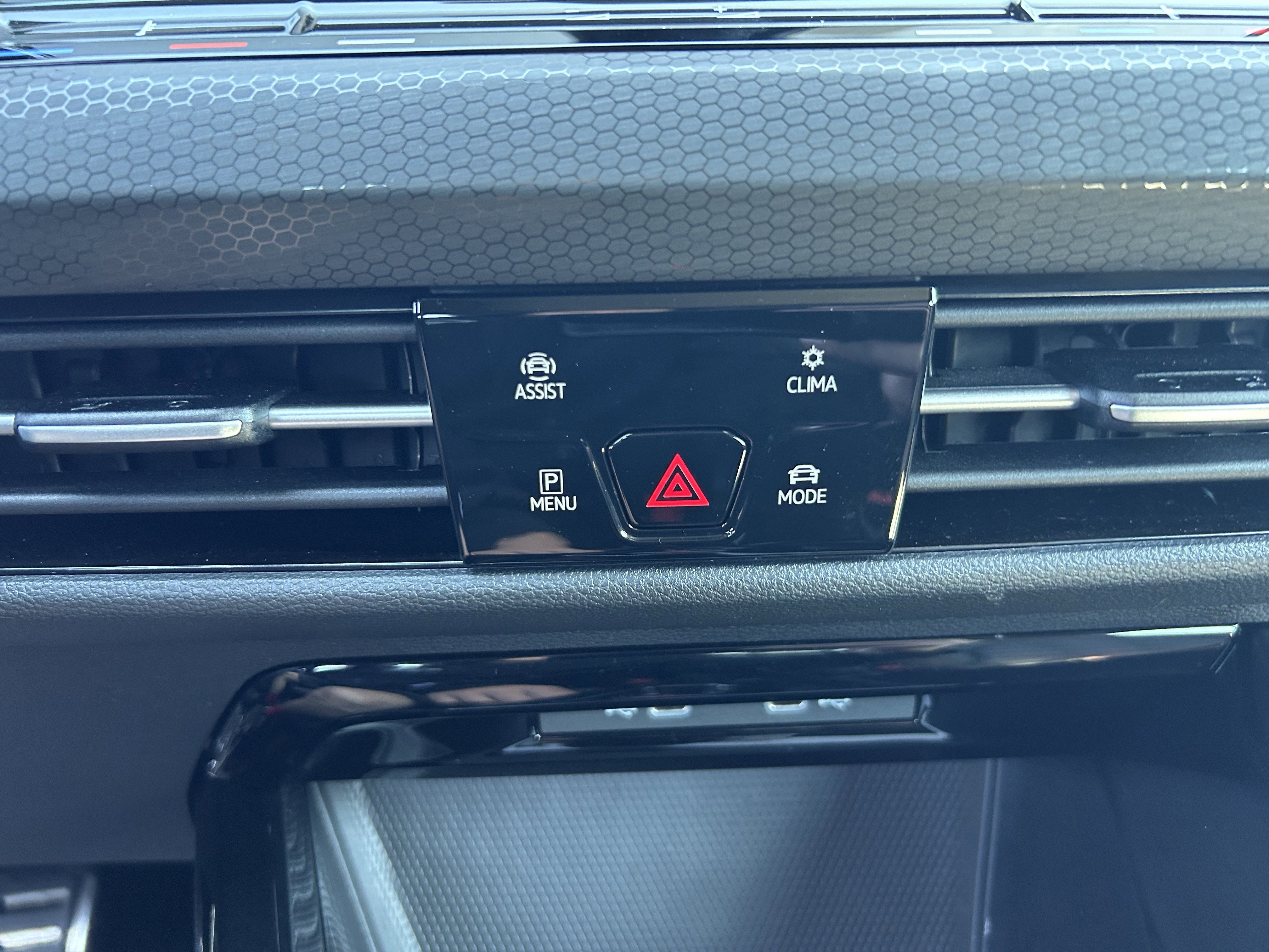 Certified 2024 Volkswagen GTI SE FWD image 16