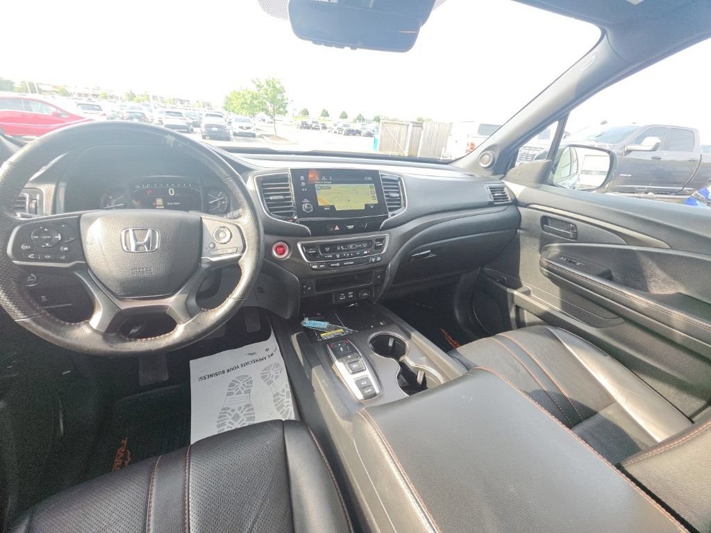Used 2024 Honda Passport TrailSport image 29