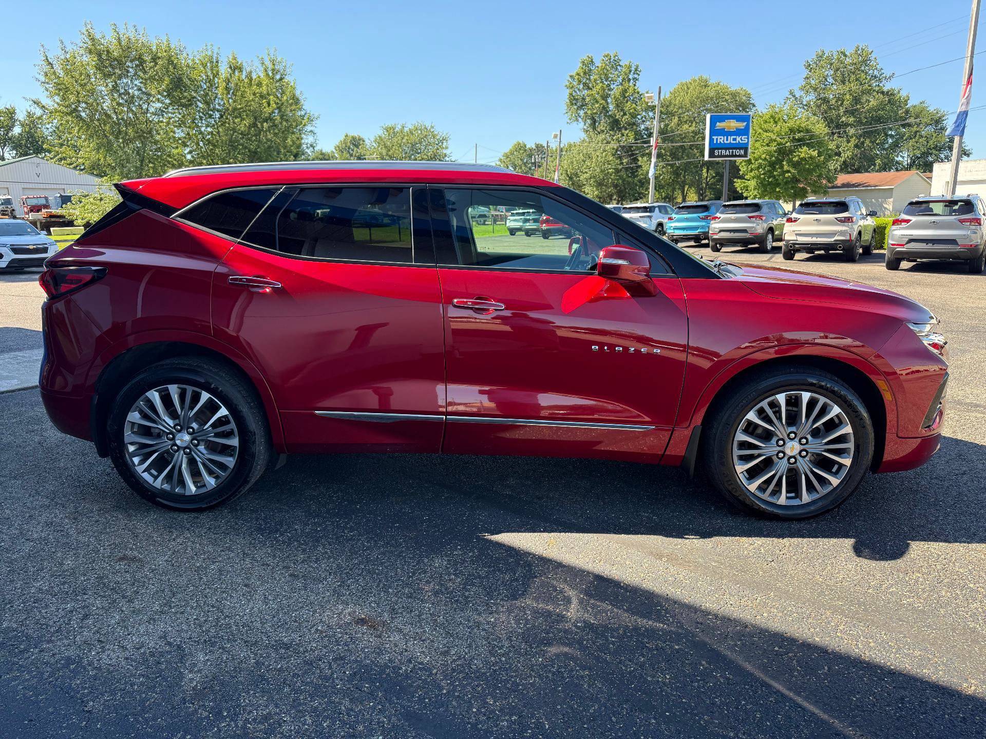 Used 2019 Chevrolet Blazer Premier w/ Driver Confidence II Package AWD/4WD image 4