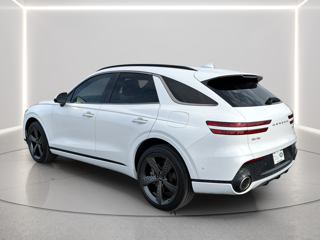 Used 2022 Genesis GV70 3.5T Sport w/ Sport Prestige Package AWD/4WD image 15