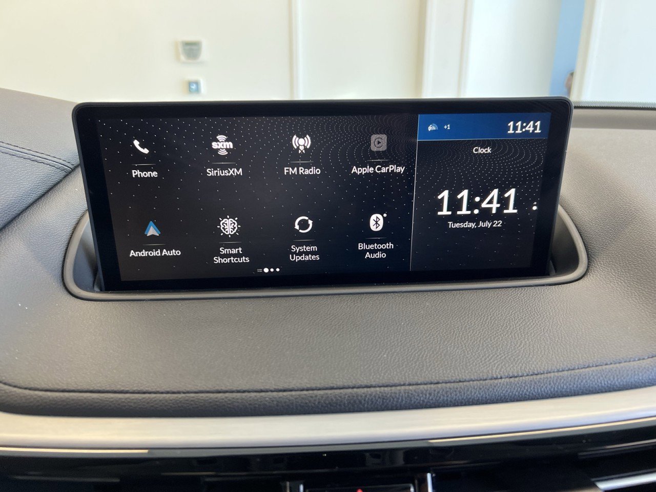 Used 2023 Acura MDX SH-AWD image 16