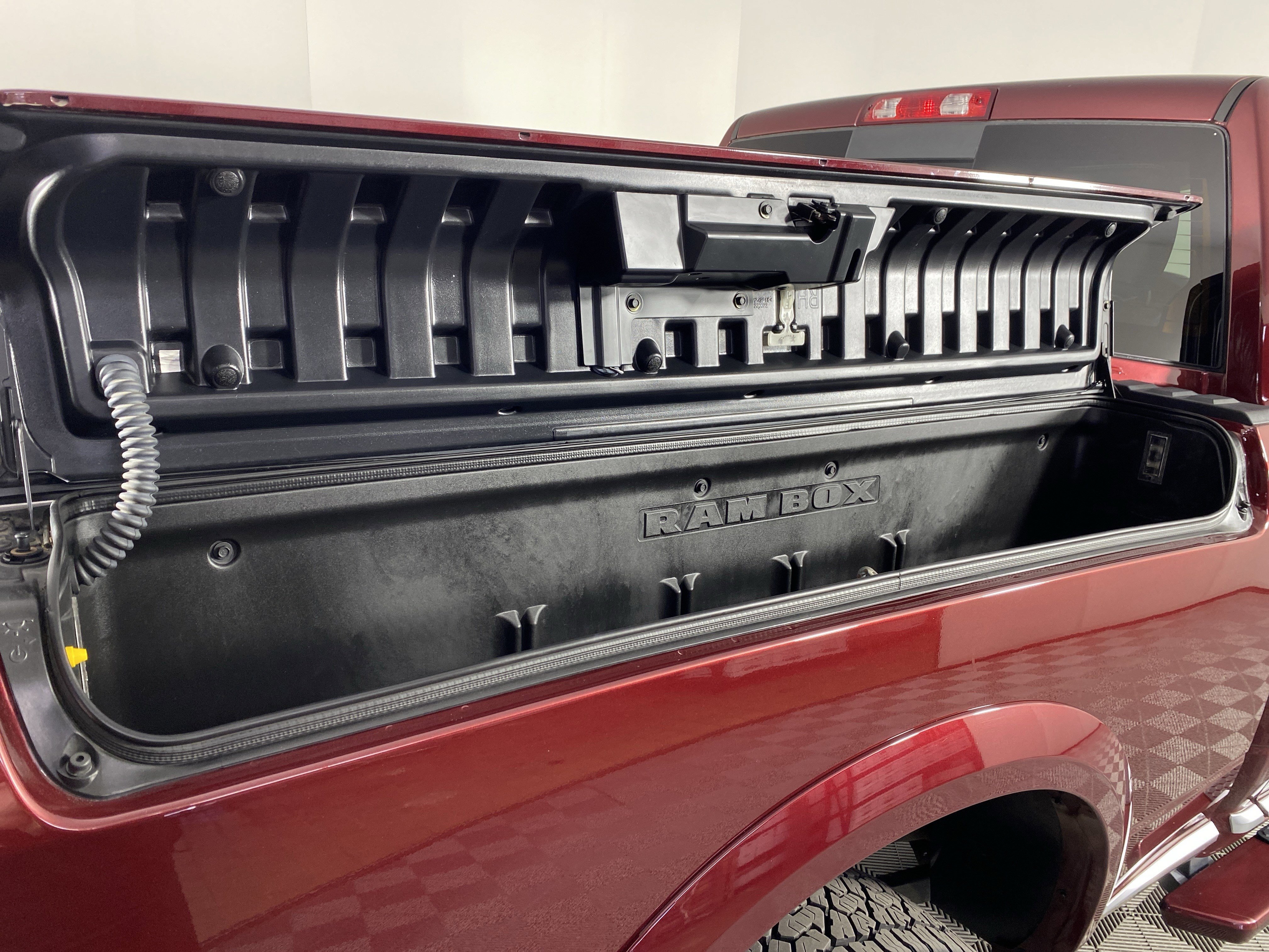 Used 2018 RAM 2500 Limited image 8