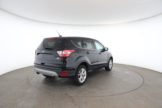Used 2017 Ford Escape SE image 18