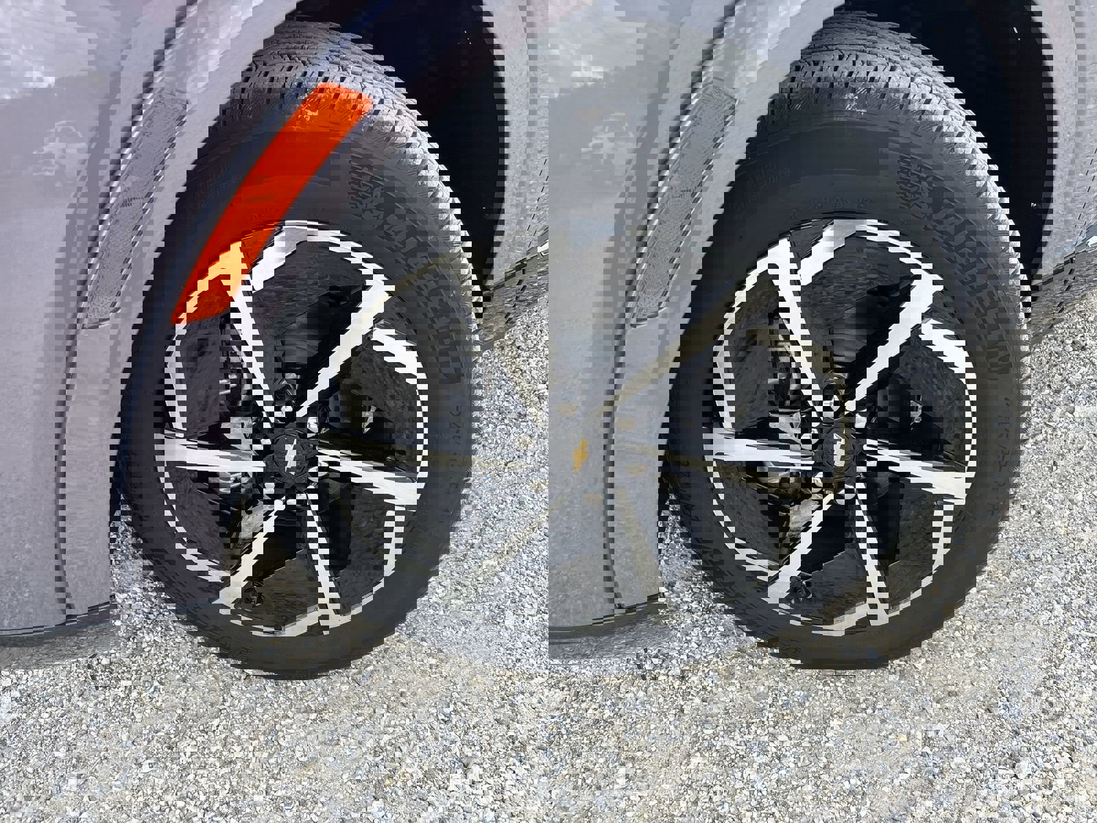 Used 2024 Chevrolet Equinox EV LT image 13