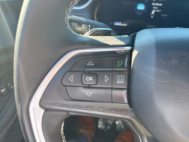 Certified 2025 Jeep Grand Cherokee Altitude image 28