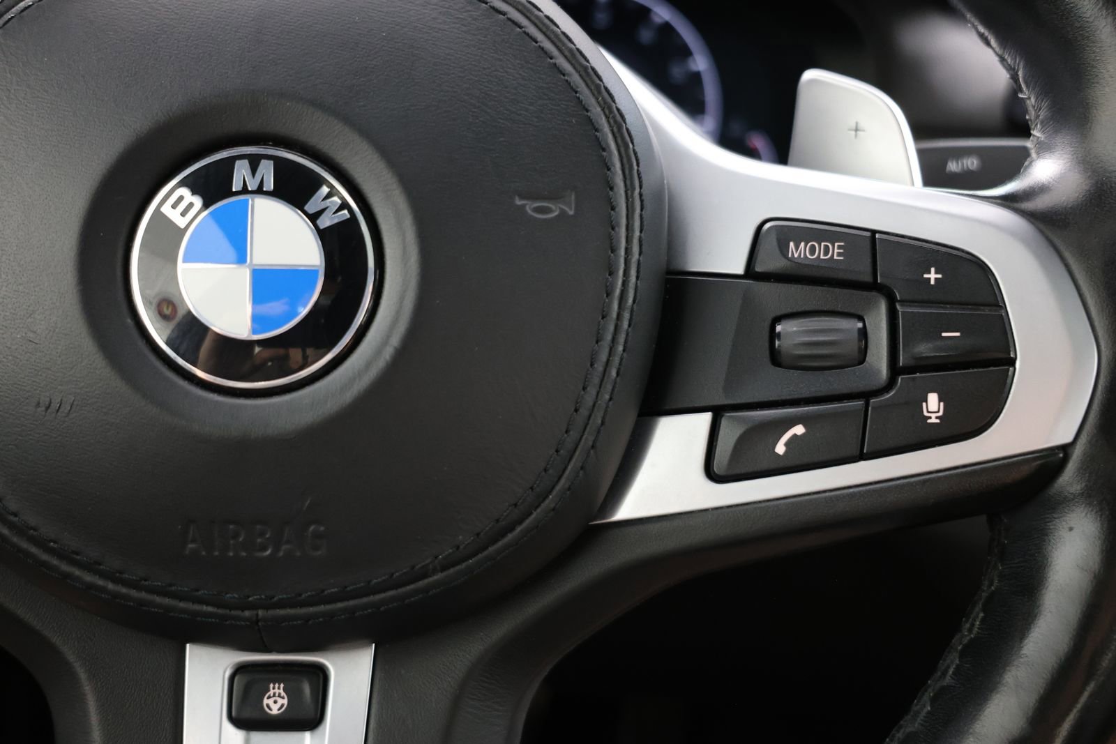 Used 2019 BMW M550i xDrive AWD/4WD image 29