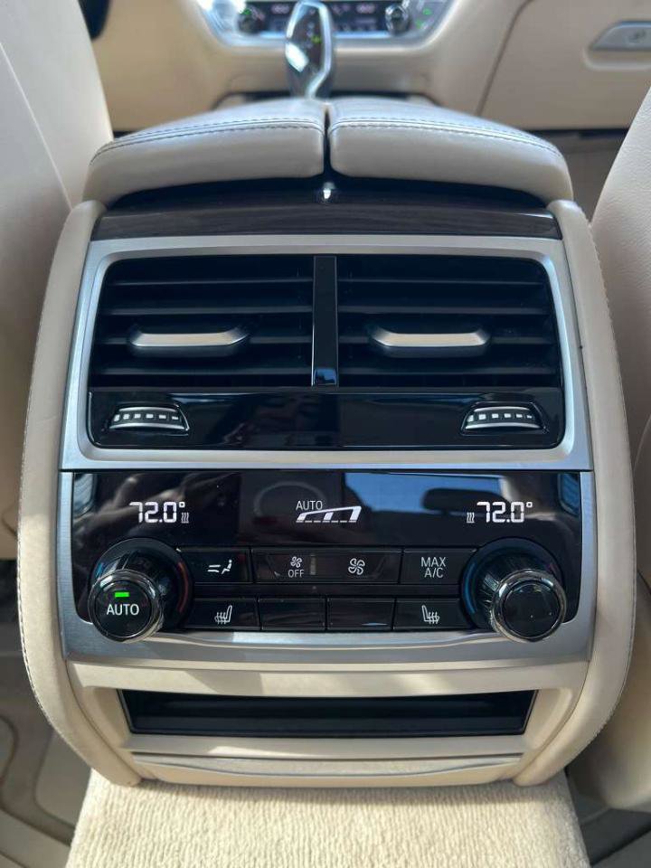 Used 2016 BMW 750i xDrive image 18