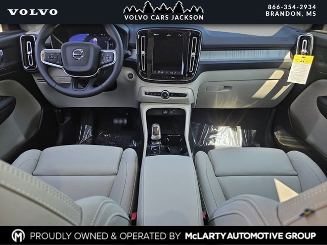 New 2026 Volvo XC40 B5 Plus w/ Protection Package Premier image 8