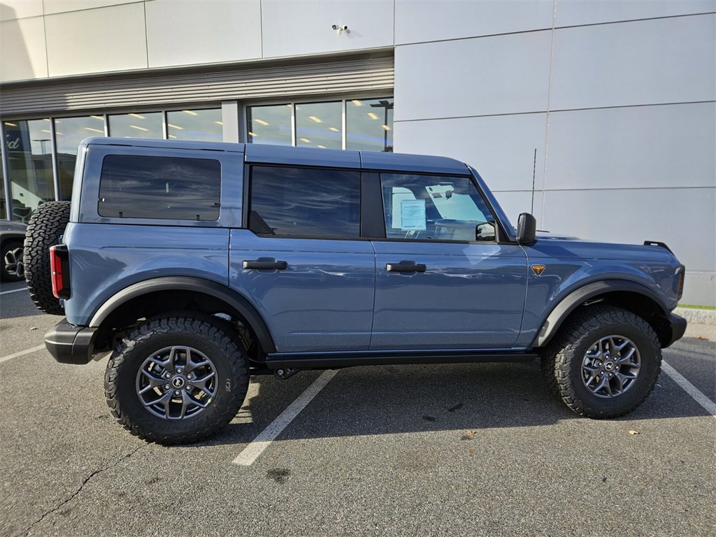 New 2025 Ford Bronco Badlands image 6
