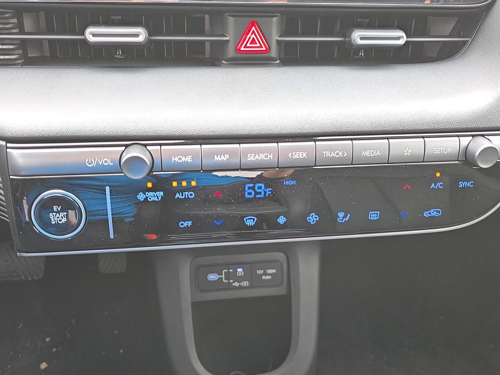 New 2026 Hyundai Ioniq 5 SEL image 24