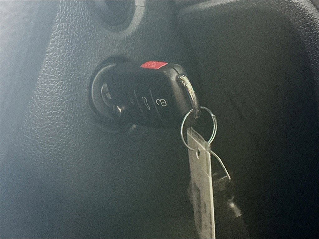 Used 2014 Volkswagen Passat 1.8T S image 27