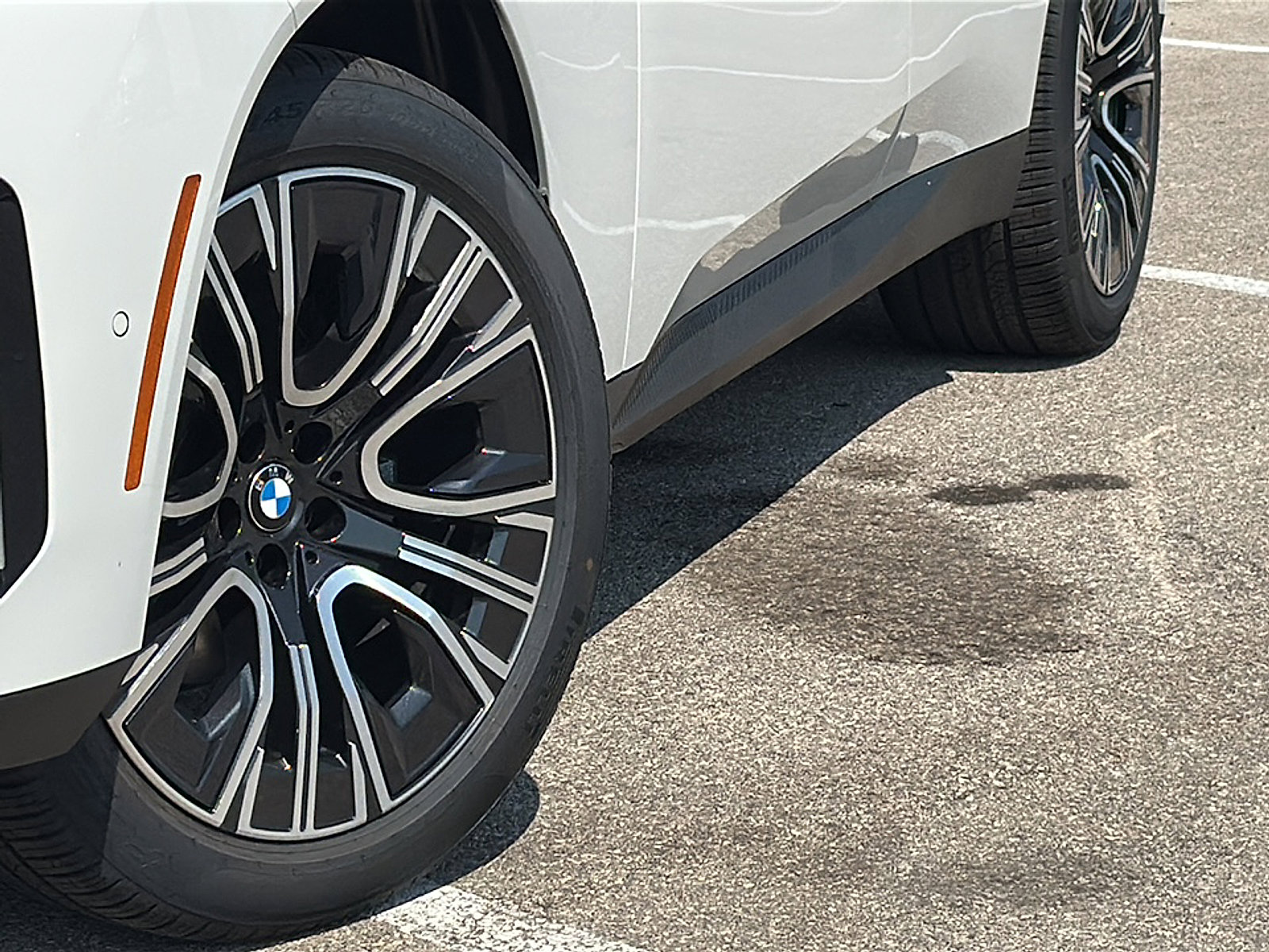 New 2026 BMW X3 xDrive30 w/ Premium Package image 3