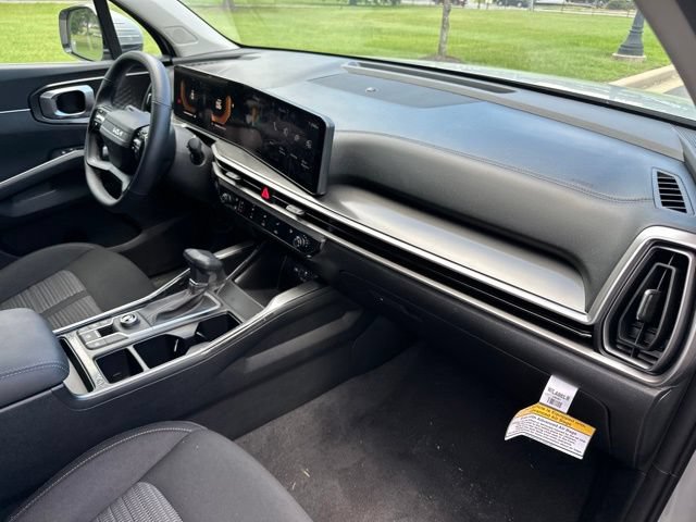 New 2026 Kia Sorento LX FWD image 26