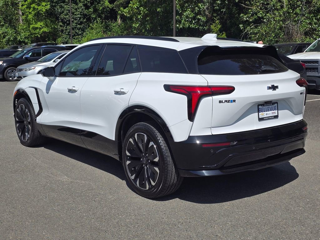 Used 2024 Chevrolet Blazer EV RS AWD/4WD image 3