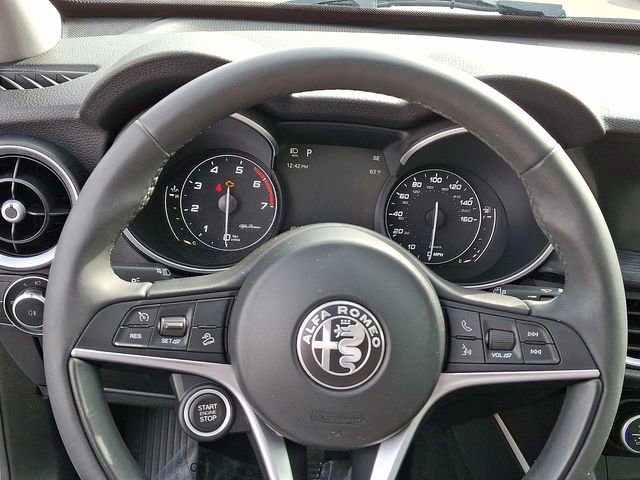 Used 2019 Alfa Romeo Stelvio Sprint w/ Nero Edizione image 24