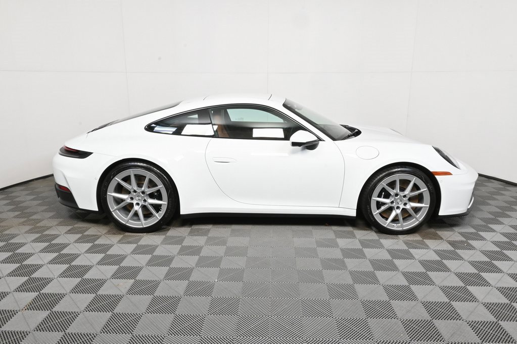 Certified 2025 Porsche 911 Carrera S image 23