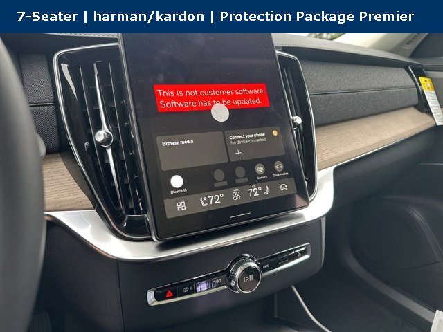 New 2026 Volvo XC90 B6 Plus w/ Protection Package Premier image 16