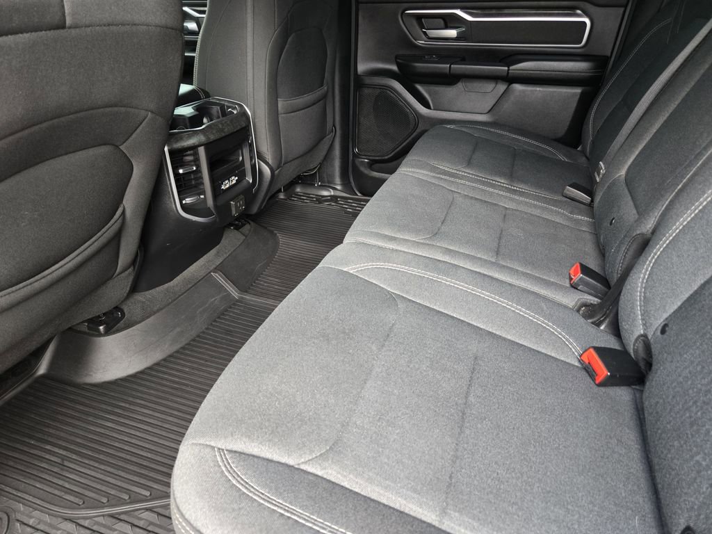Used 2019 RAM 1500 Big Horn AWD/4WD image 19