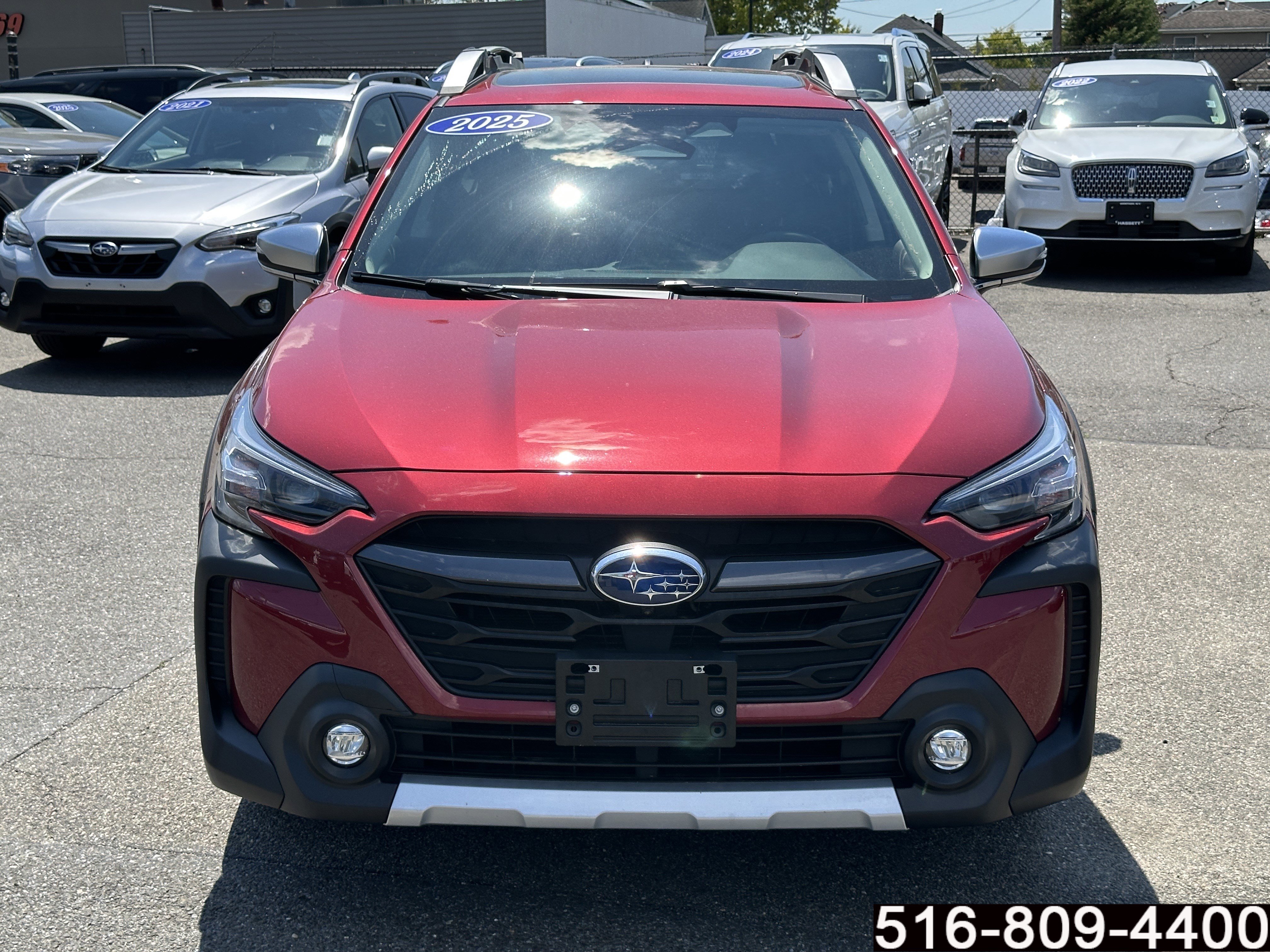Used 2025 Subaru Outback Touring w/ Popular Package #2 AWD/4WD image 2