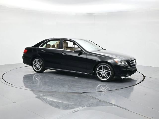 Used 2014 Mercedes-Benz E 350 4MATIC Sedan image 3