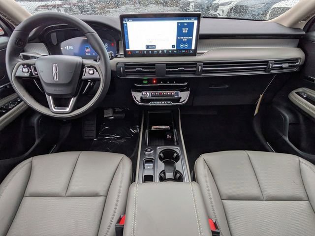 New 2026 Lincoln Corsair Premiere image 13