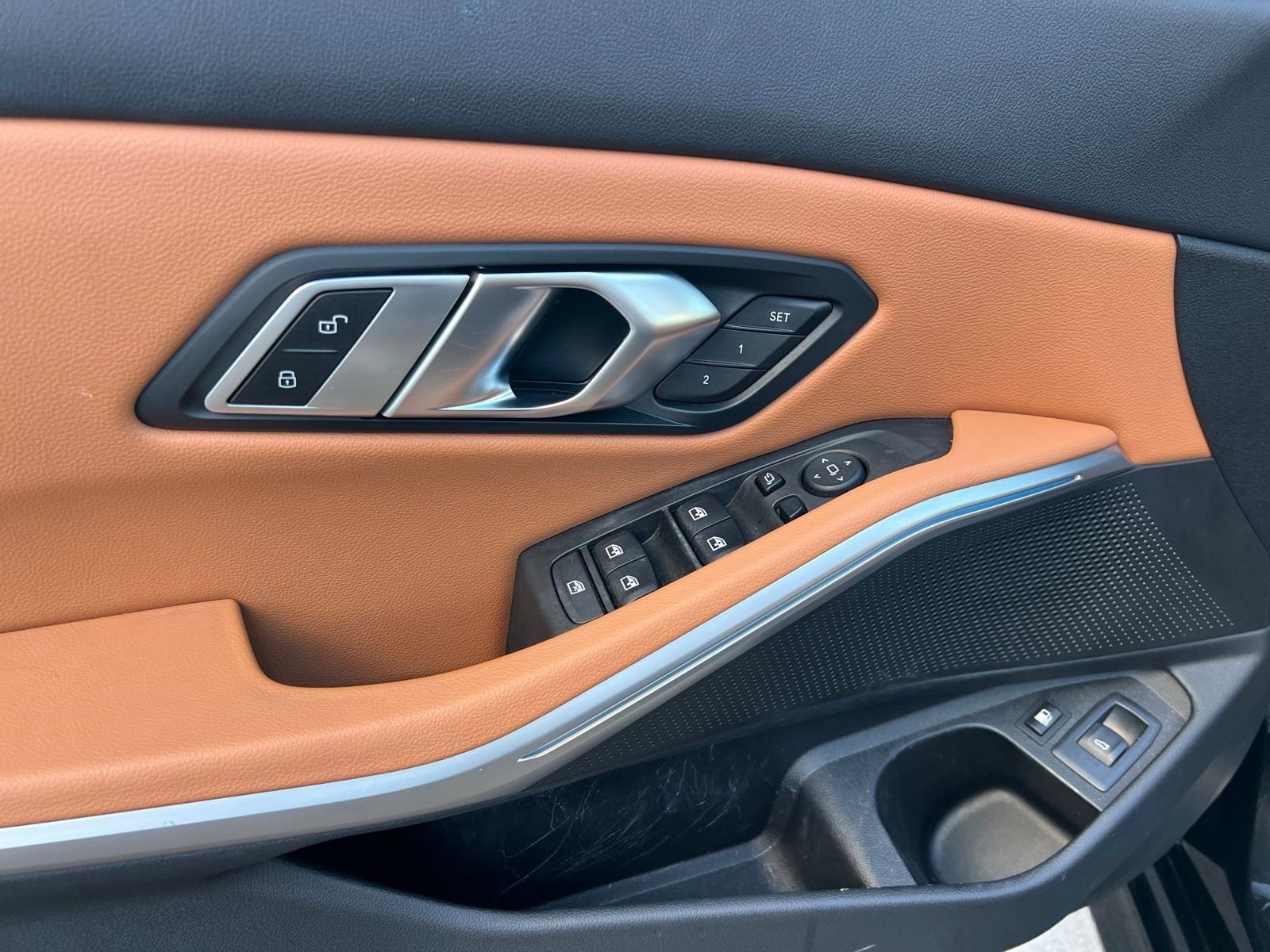 Used 2023 BMW 330e w/ Driving Assistance Package image 28